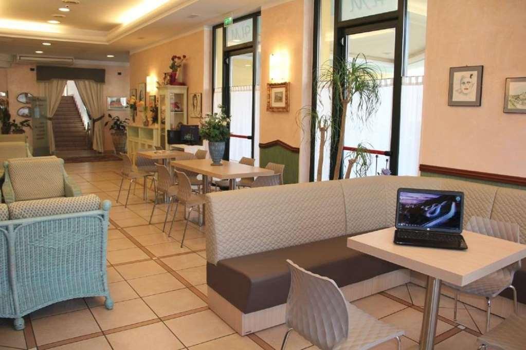 Hotel Mondial Porto Recanati Fasilitas foto